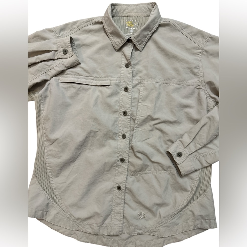 Mountain HardWear Size 8 Womens W/ Side Pockets Lightweight Nylon Button Shirt‎